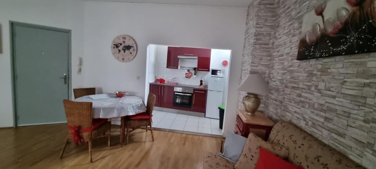 Appartement Meuble Romain 니더브룬레벵즈 외부 사진